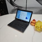 Dell Latitude E7250, Intel i5-5300U, 8GB RAM,128 SSD